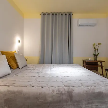 Teatro Toledo 272 Bed & Breakfast Naples Exterior photo